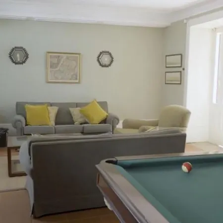 Luxury 12 Bedrooms Private Pool Near Oporto Villa *