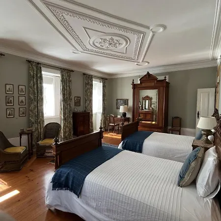 Luxury 12 Bedrooms Private Pool Near Oporto Villa *